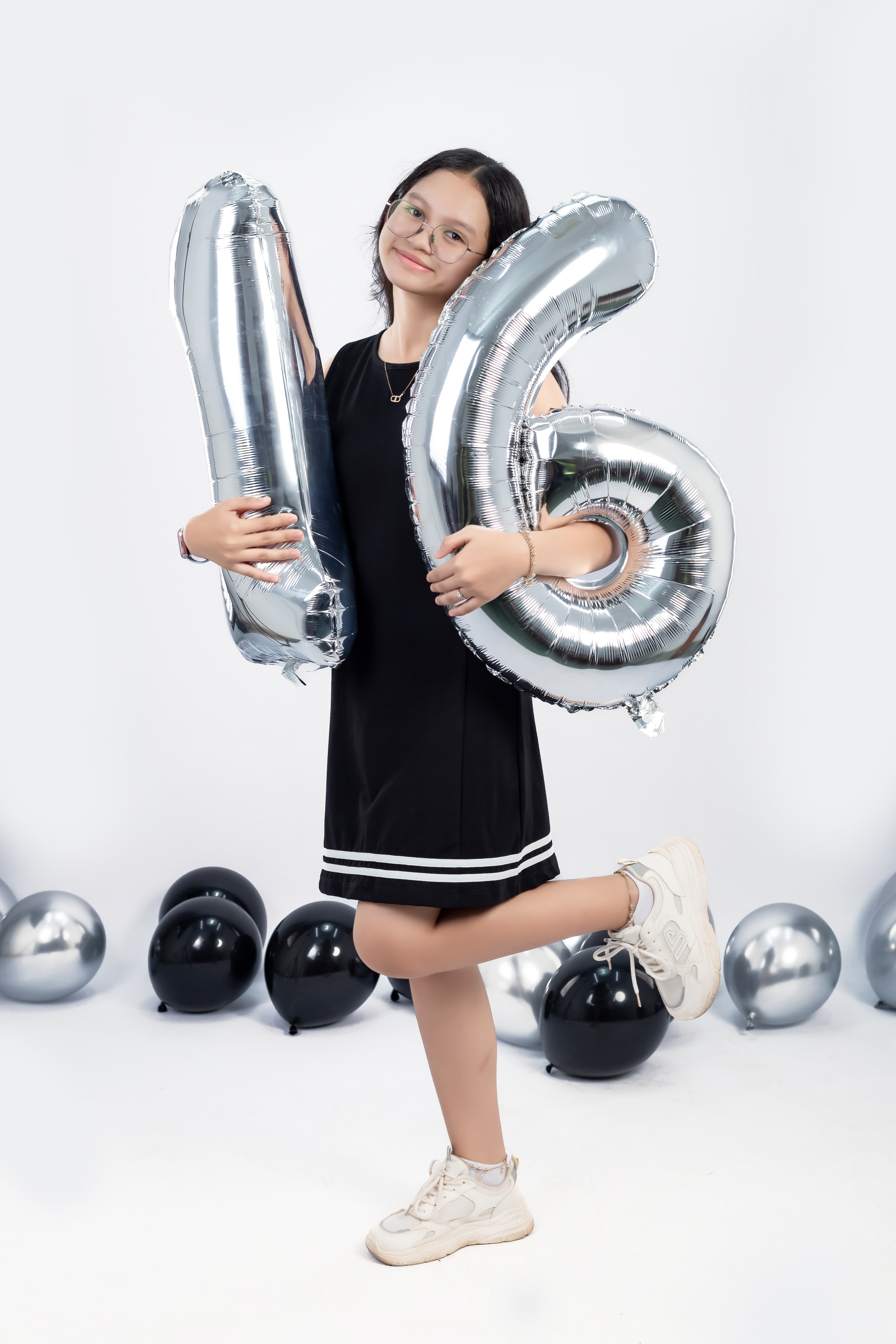 Pre-Birthday - Gallery Image 4